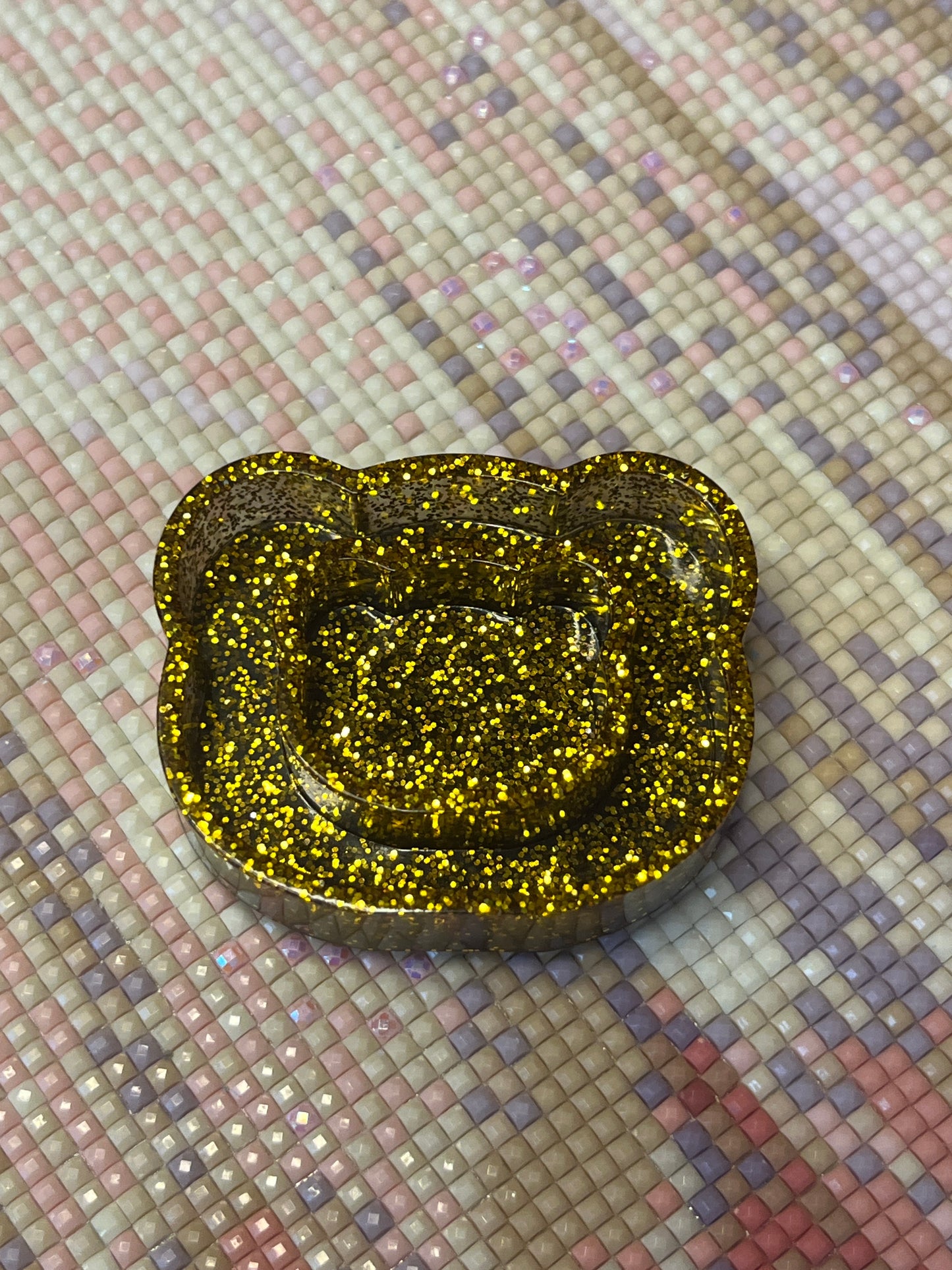 Resin Gold Bear Trash Tray Cover Minder
