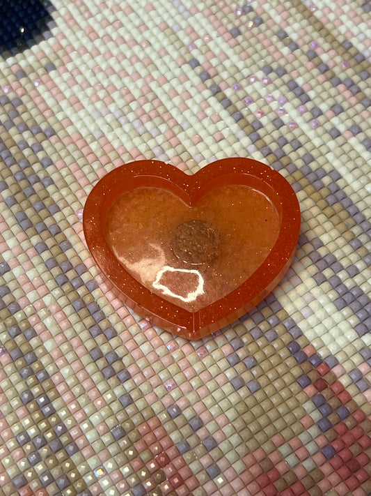 Resin Orange Red Heart Trash Tray Cover Minder