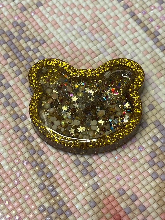 Resin Shaker Gold Bear Cover Minder