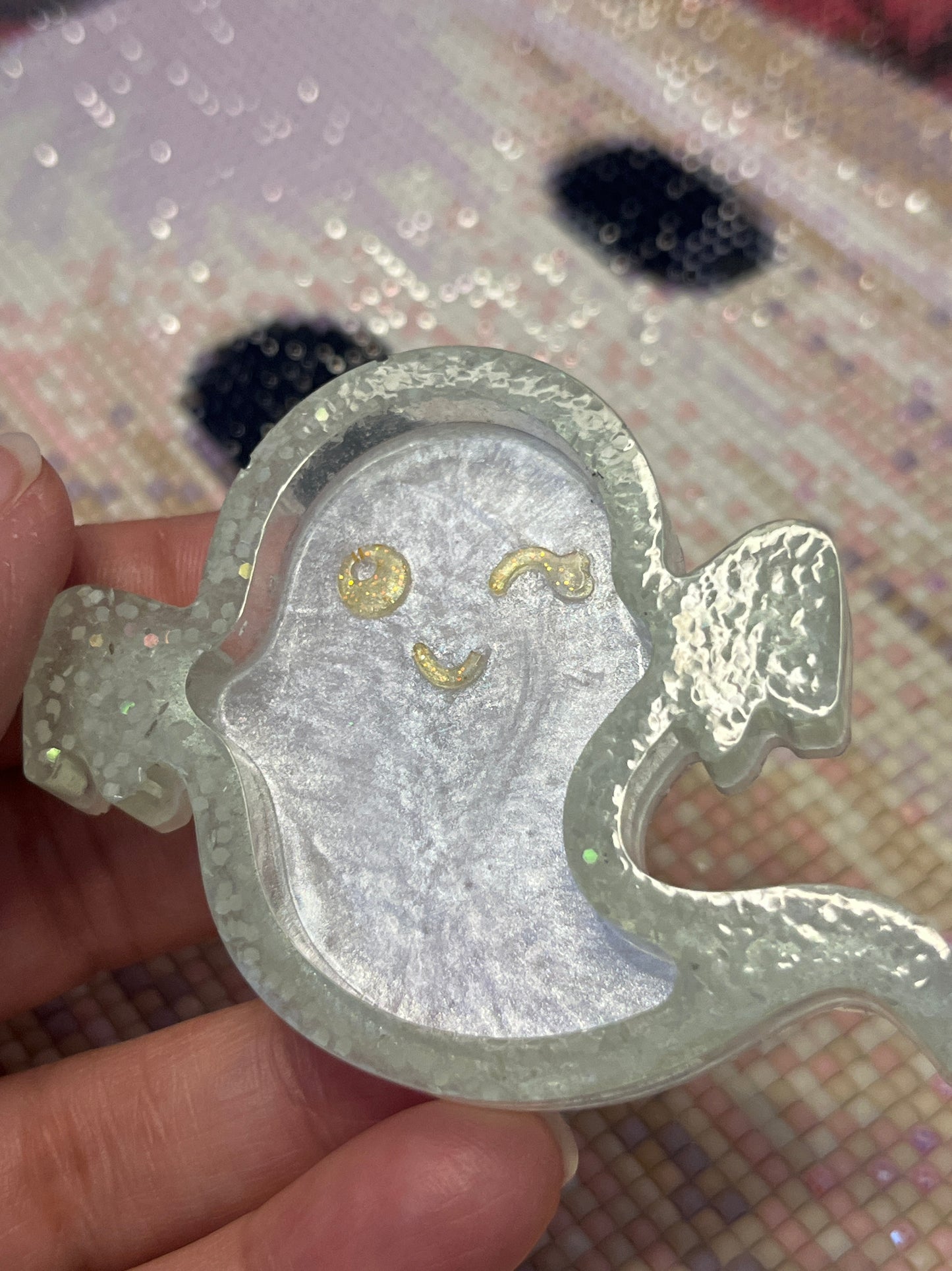Resin Winking Yellow Eyes Ghost Trash Tray Cover Minder