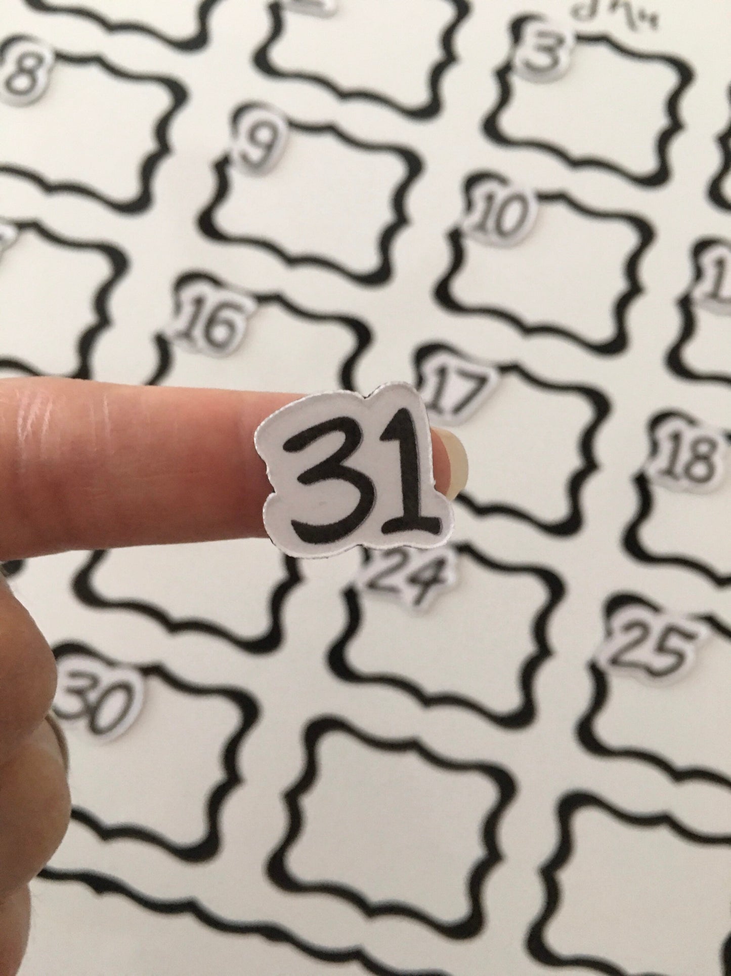 Number Magnets for Magnetic Calendar // Daily Magnets // Amazone Font Numbers