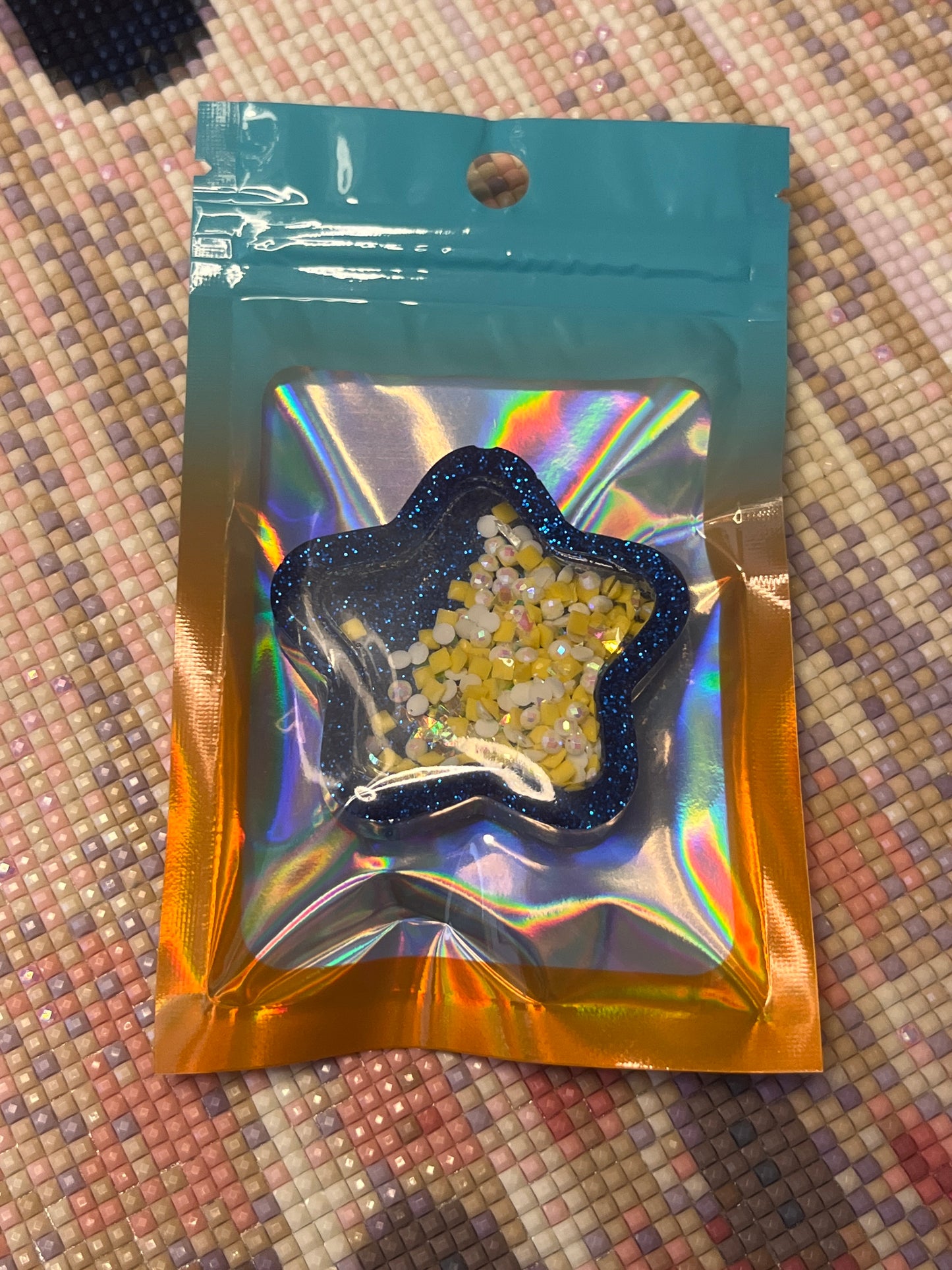 Resin Dry Shaker Blue Star Cover Minder