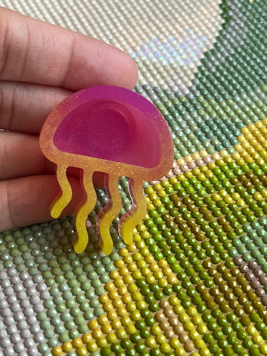 Glow Jellyfish Trash Tray Cover Minder