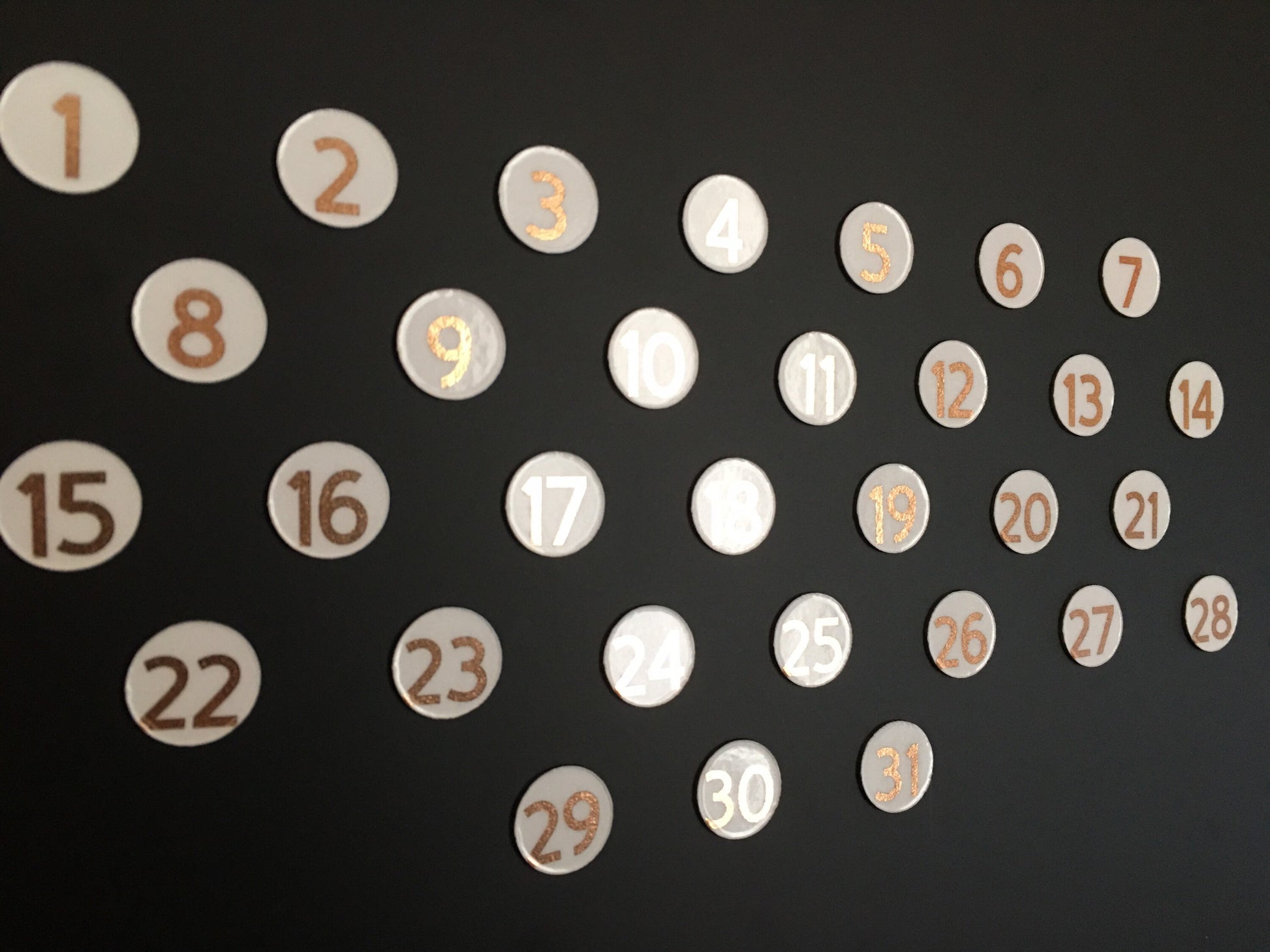Rose Gold and Gold Foiled Number Magnets // Perpetual Calendar Foil Magnet Numbers // Fancy Calendar Magnets Days - DM Sans Font